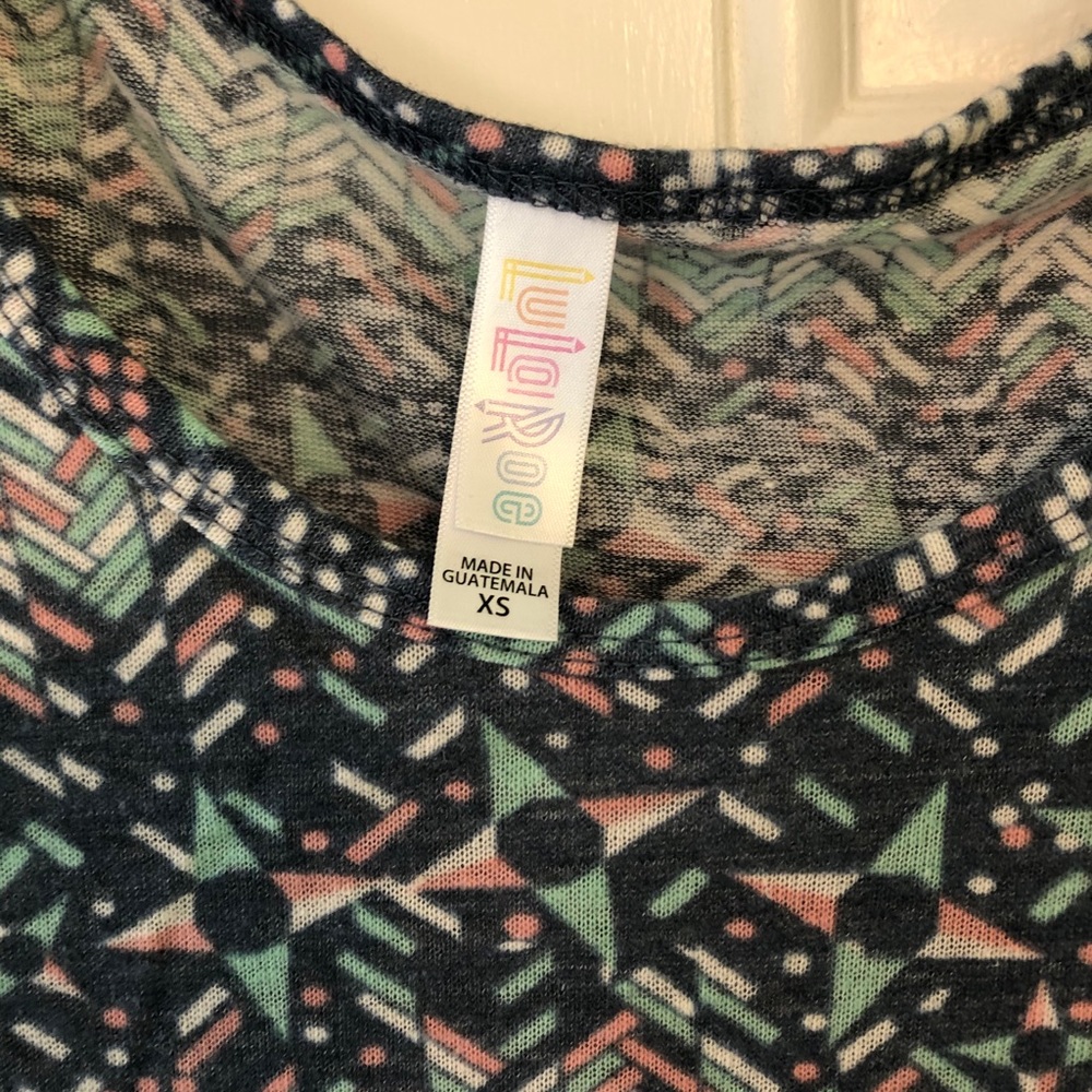 LulaRoe top